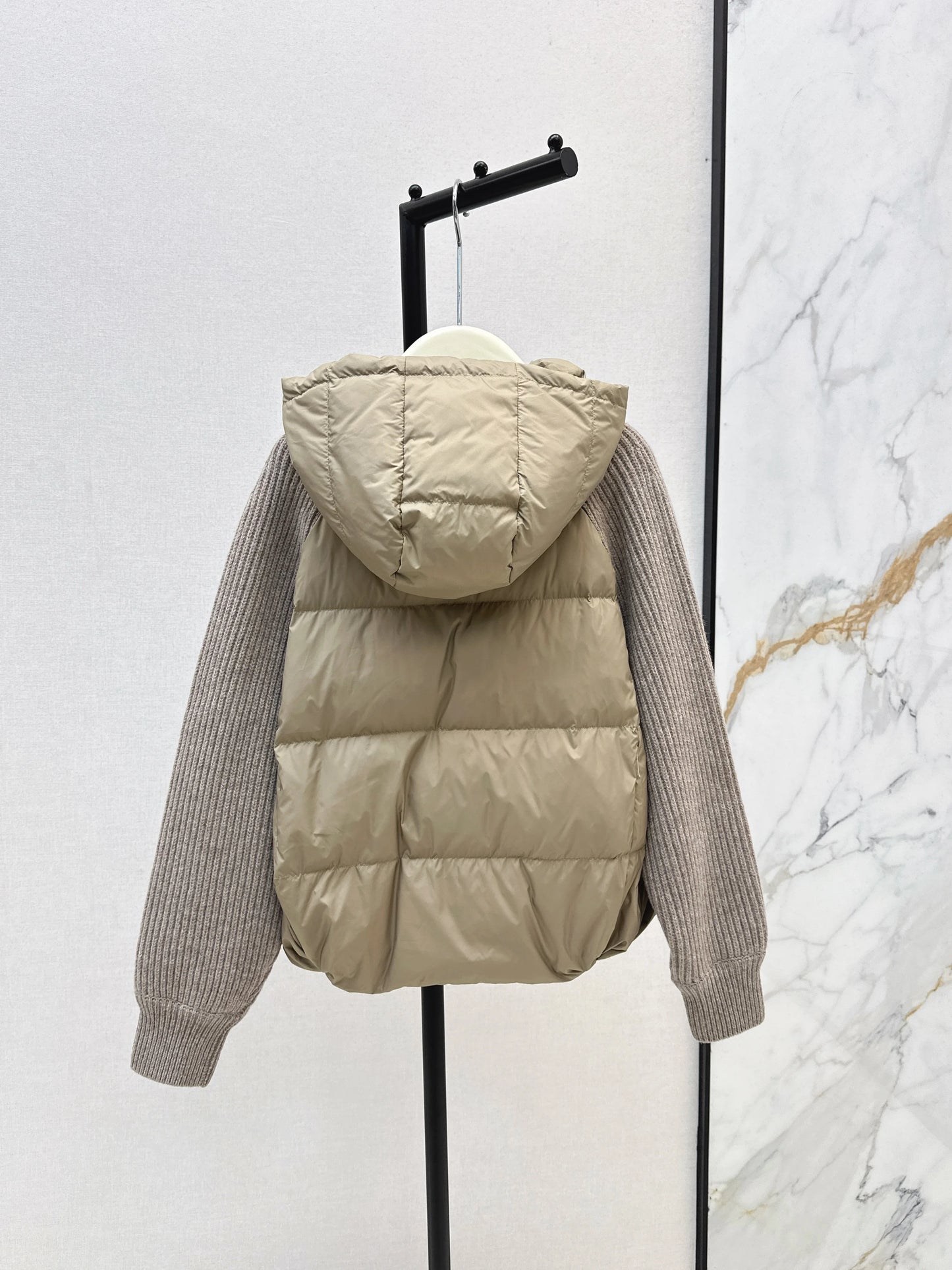 2025 autumn and winter new women's down jacket warm knitted patchwork hooded patchwork wool sleeves down jacket