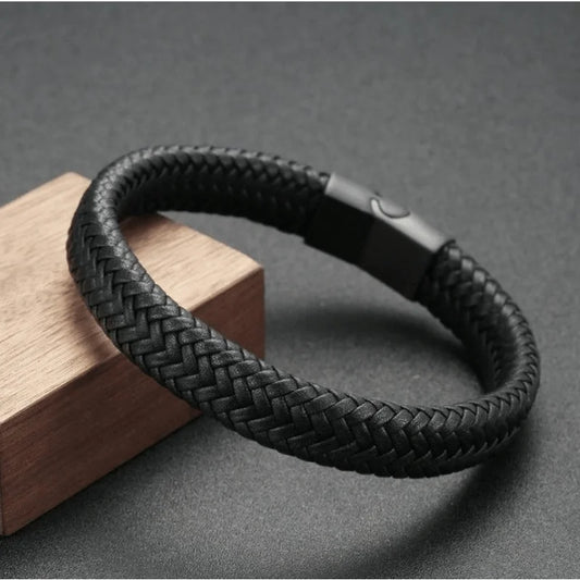 PU Leather Bracelet – Unisex Vintage Braided Cuff for Christmas/Halloween/Father’s Day