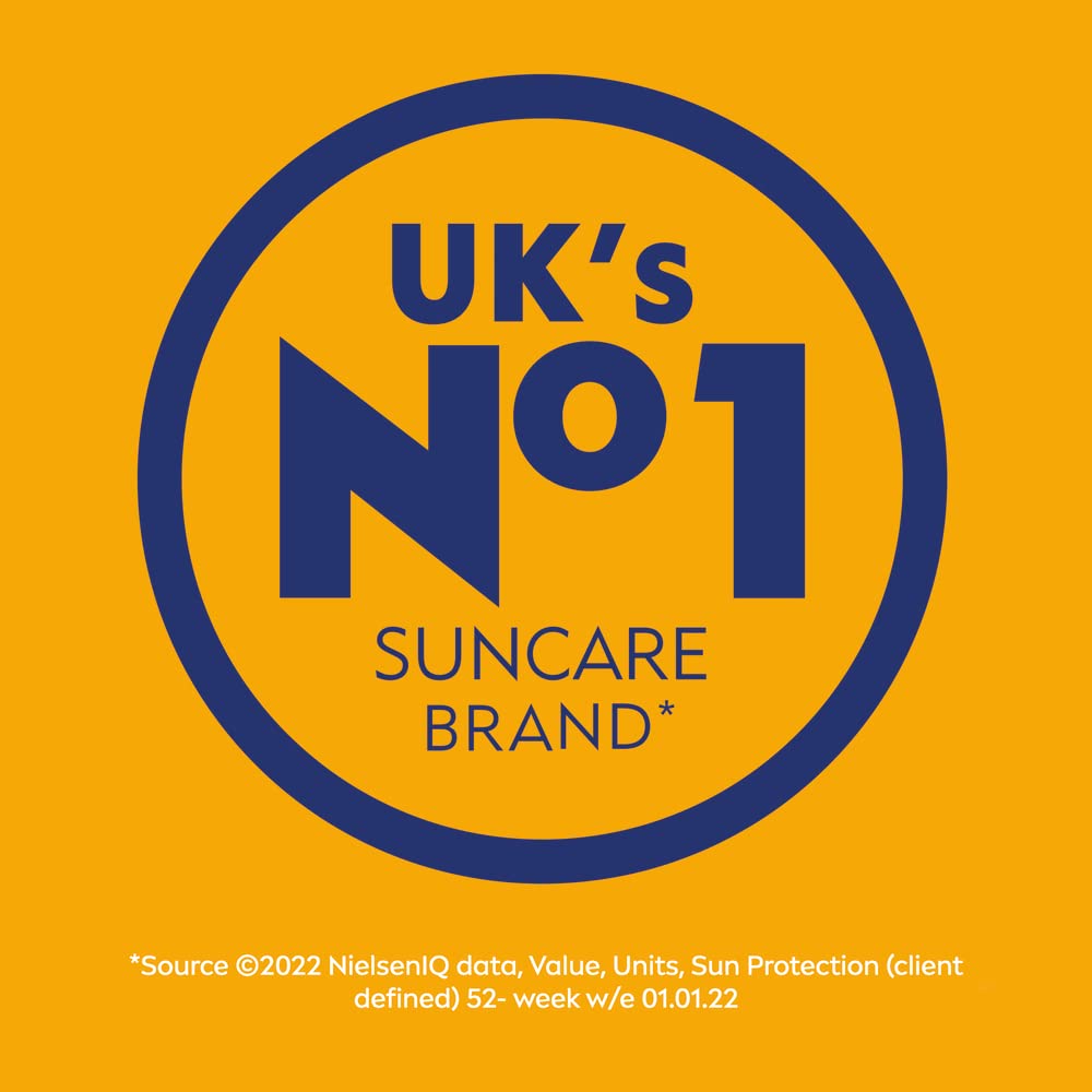 NIVEA SUN Protect & Moisture Sun Spray SPF 50+ (200ml), Moisturising Suncream Spray with Vitamin C and Hyaluron, Immediate UVA/UVB Protection, Fast-Absorbing No White Cast Formula