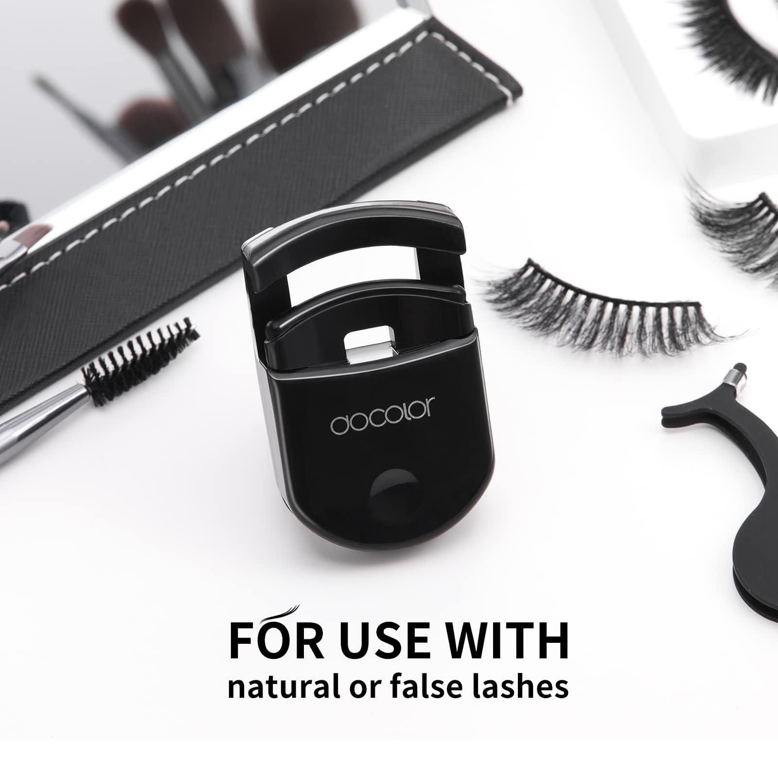 Docolor Eyelash Comb Eyelash Separator Tool, Makeup Mascara Applicator Comb with Cover, False Eyelash Grooming Brushes 1Pc Halalzen