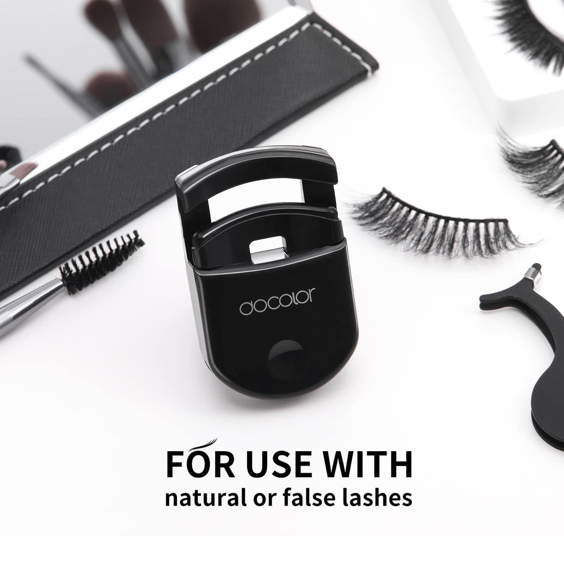 Docolor Eyelash Comb Eyelash Separator Tool, Makeup Mascara Applicator Comb with Cover, False Eyelash Grooming Brushes 1Pc Halalzen