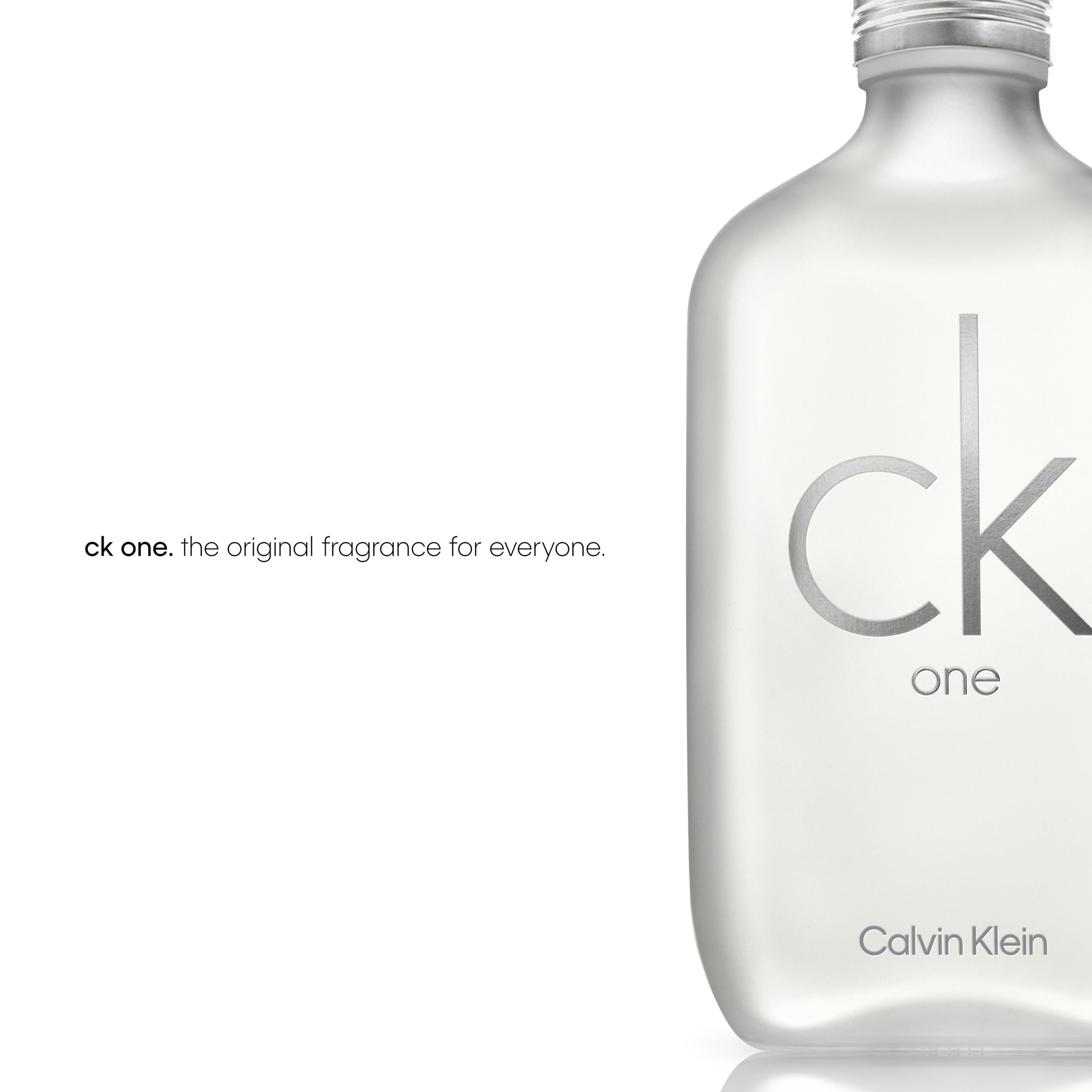 Calvin Klein CK One Eau de Toilette – Parfum unisexe agrumes – Avec des notes de thé vert, bergamote, cardamome, violette et ambre – Parfums de luxe unisexes – Parfum longue durée