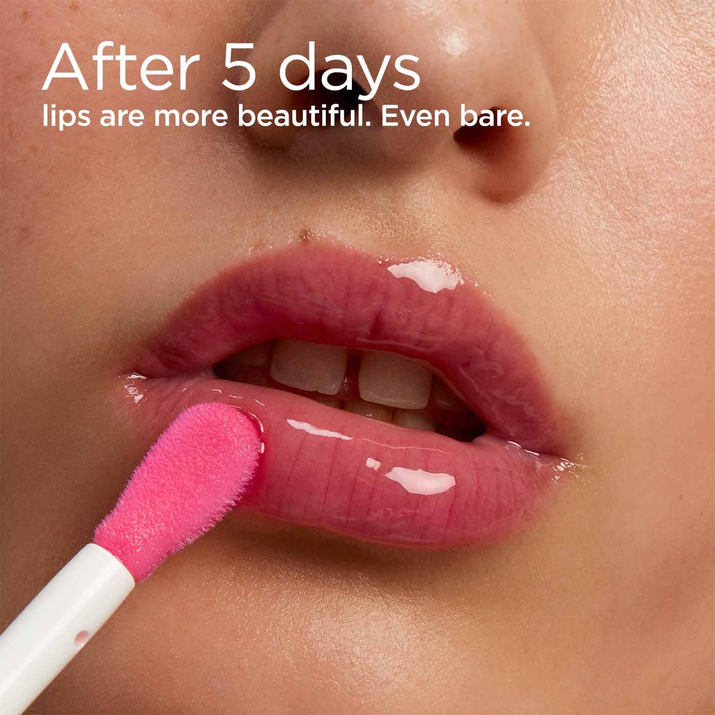 Clarins Lip Comfort Oil 7ml| Hydrating, Nourishing and Moisturising Lip Oil | Sheer, High Shine Finish | Soothes, Comforts and Protects Lips | Visibly Plumps | 93% Natural Ingredients