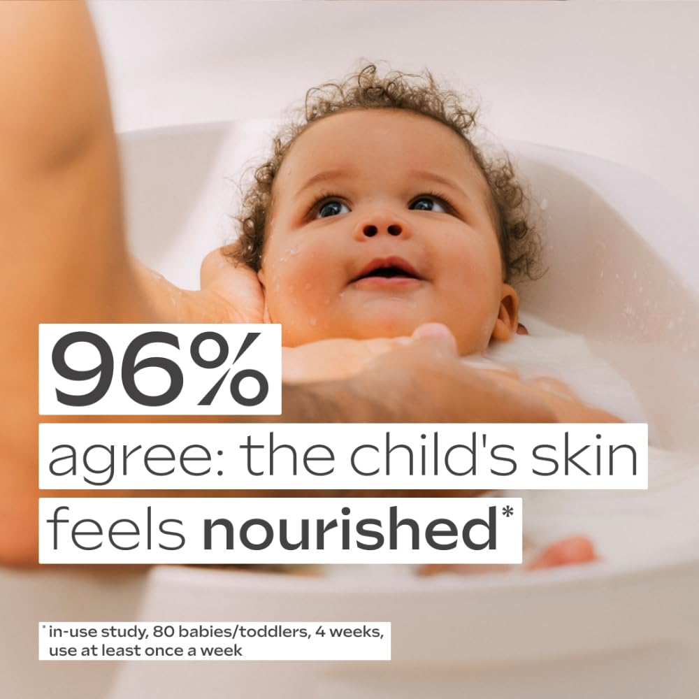 Weleda Baby Shampoo & Body Wash w. Calendula, Sensitive Kids Shampoo & Baby Bath Wash, Baby Face Wash & baby Shower Cream in One, by Weleda Baby Skincare - 200ml