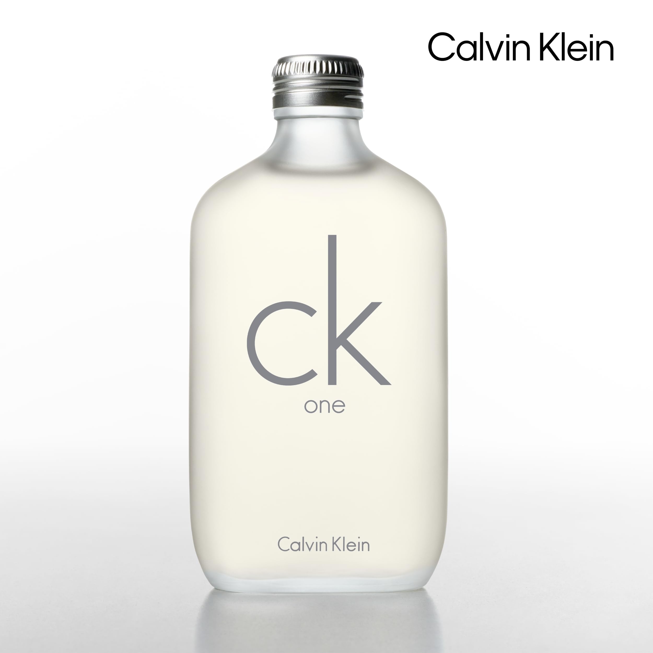 Calvin Klein CK One Eau de Toilette – Parfum unisexe agrumes – Avec des notes de thé vert, bergamote, cardamome, violette et ambre – Parfums de luxe unisexes – Parfum longue durée