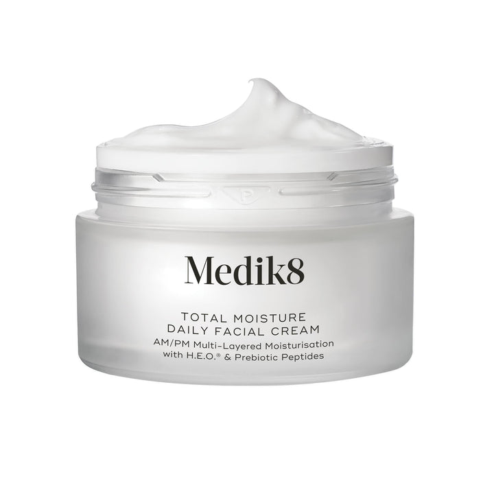 Medik8 Total Moisture Daily Facial Cream – Hyaluronic Acid Moisturiser, Day & Night Face Cream, Clinically Proven Instant, Deep & Lasting Moisturisation, Fragrance-Free For All Skin Types – 50 ml Halalzen