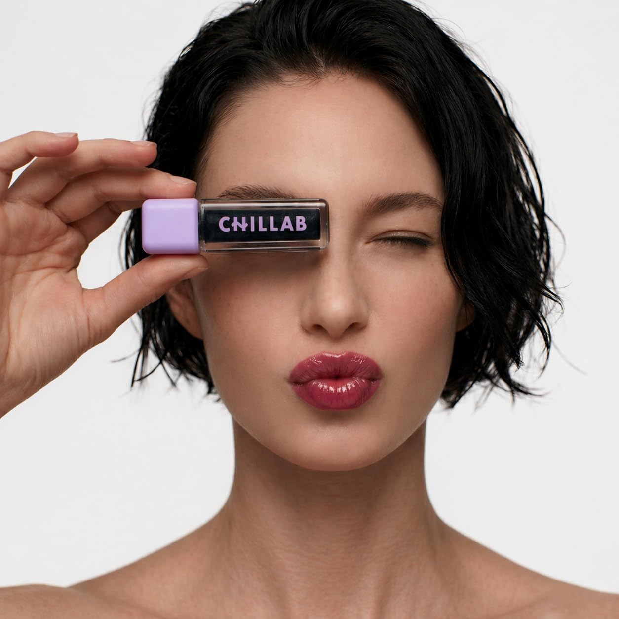 Chillab Magic Black Plumping Lip Oil, Hydrating, Color-Adapting, High-Shine Gloss, Non-Sticky, Nourishing & Long-Lasting Lip Treatment Halalzen
