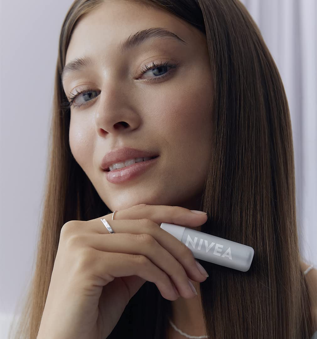 NIVEA Hyaluron Moisture Plus Lip Balm (5.2g), Ultra-Light Lip Balm Stick with Hyaluronic Acid, Provides 24H Moisture and Visibly Smoother Lips Halalzen