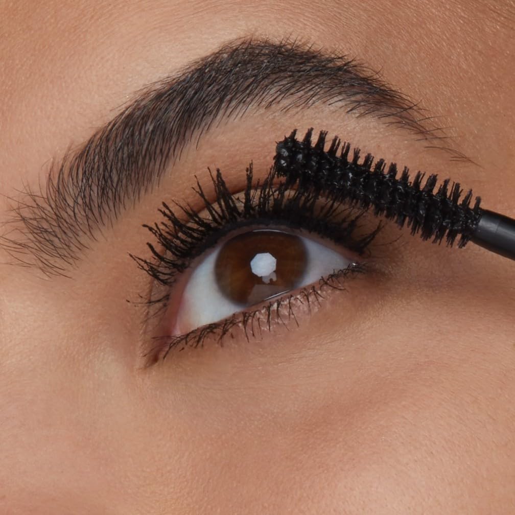 Maybelline New York The Falsies Lash Lift Intense Mascara, Double Curved Brush for More Depth and Dramatic Volumised Length That Looks Like a Professional Lash Salon Service, Ultra Black Halalzen