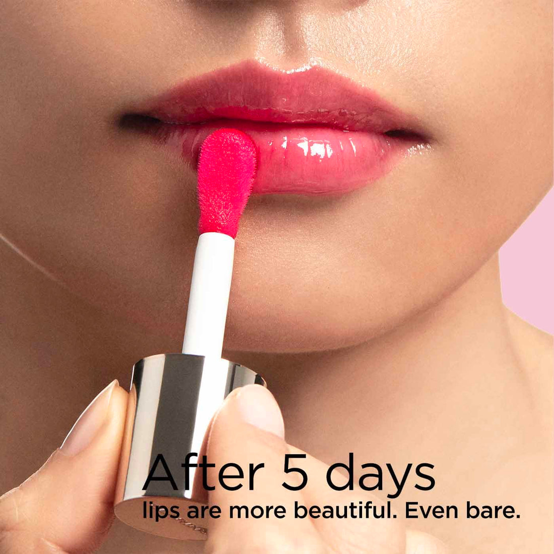 Clarins Lip Comfort Oil 7ml| Hydrating, Nourishing and Moisturising Lip Oil | Sheer, High Shine Finish | Soothes, Comforts and Protects Lips | Visibly Plumps | 93% Natural Ingredients