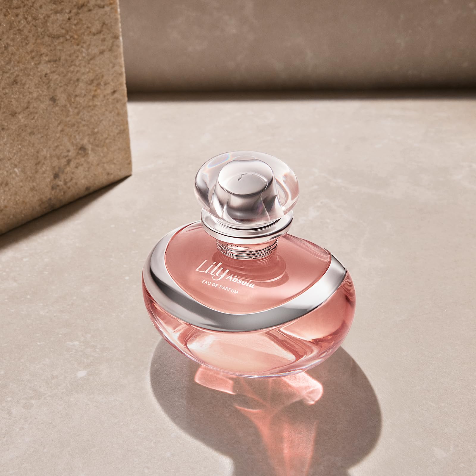 O Boticário Lily Eau de Parfum - Long Lasting Perfume for Women - 2.5 oz / 75 ml, Premium Brazilian Floral Fragrance with Lily & Jasmine Notes, Elegant Signature Scent, Women's Perfume Gift
