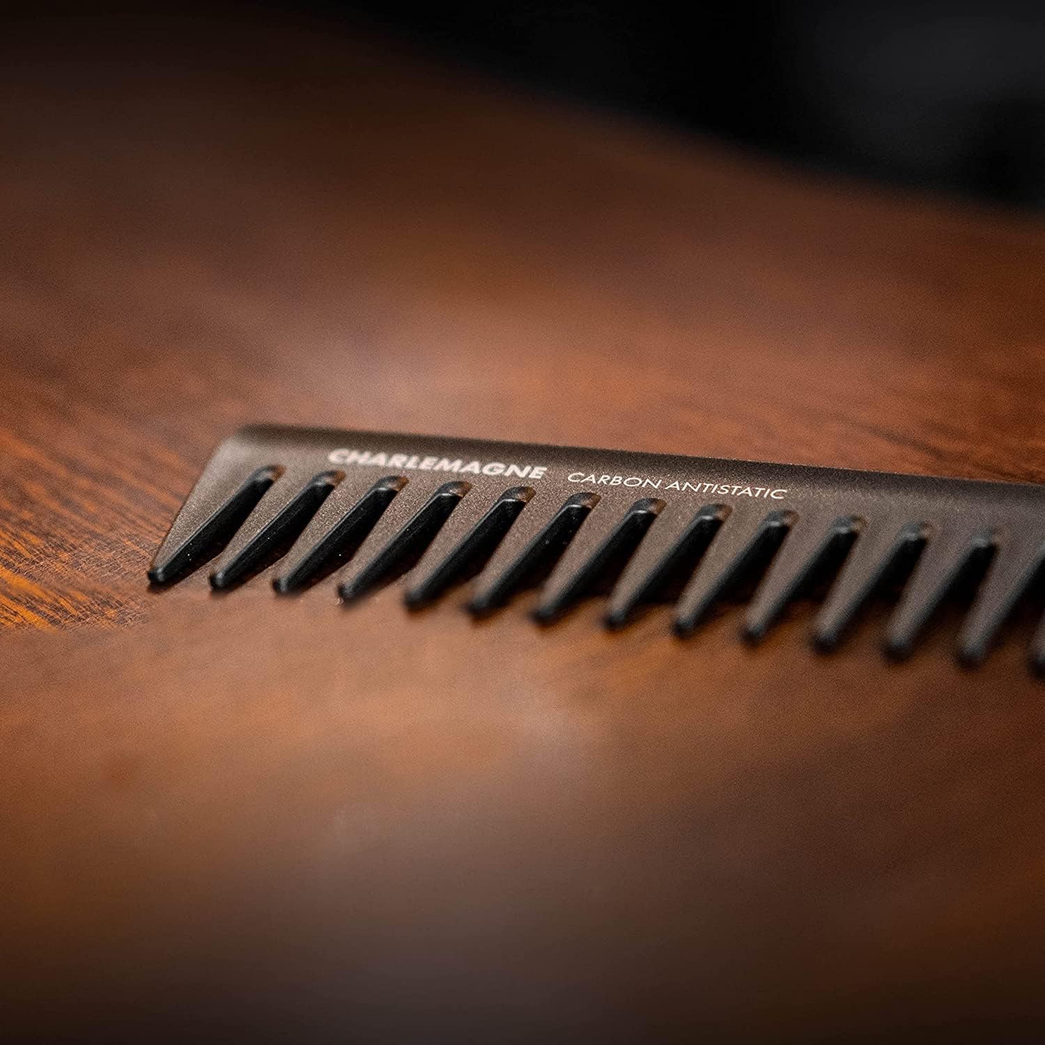 Charlemagne Carbon Fibre Hair Comb - Fine Tooth Mens Comb, 1 Pack - Carbon Cutting & Styling Tool for Men - Antistatic Grooming for Hair & Beard - Curl Detangling Tool for Mens Thick & Fine Locks Halalzen