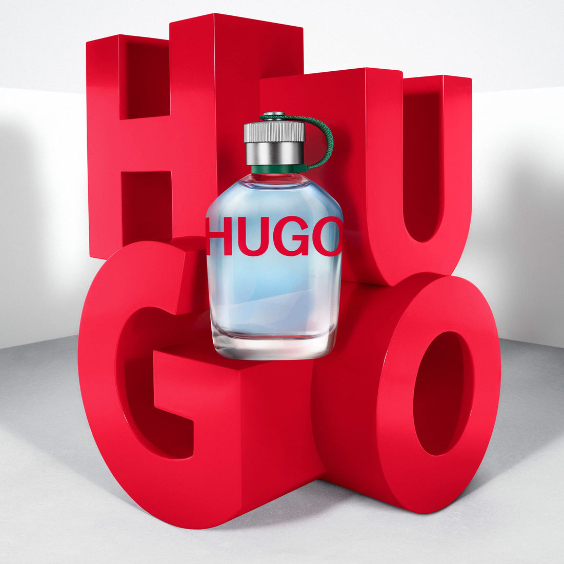 HUGO Man Eau de Toilette, Men's Perfume, Notes of Crispy Green Apple and Fir Balsam, Aromatic Fragrance, Medium Longevity