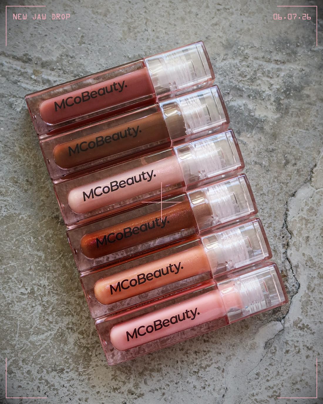 MCoBeauty Pout Gloss Ultra Shine Lip Gloss Lip Glaze - Shade Espresso Girl - Long-Wearing Sparkling Lip-Plumping Gloss with Sheer Tint & Light-Reflecting Shine - Wear Alone or Over Lipstick - 3.9ml Halalzen