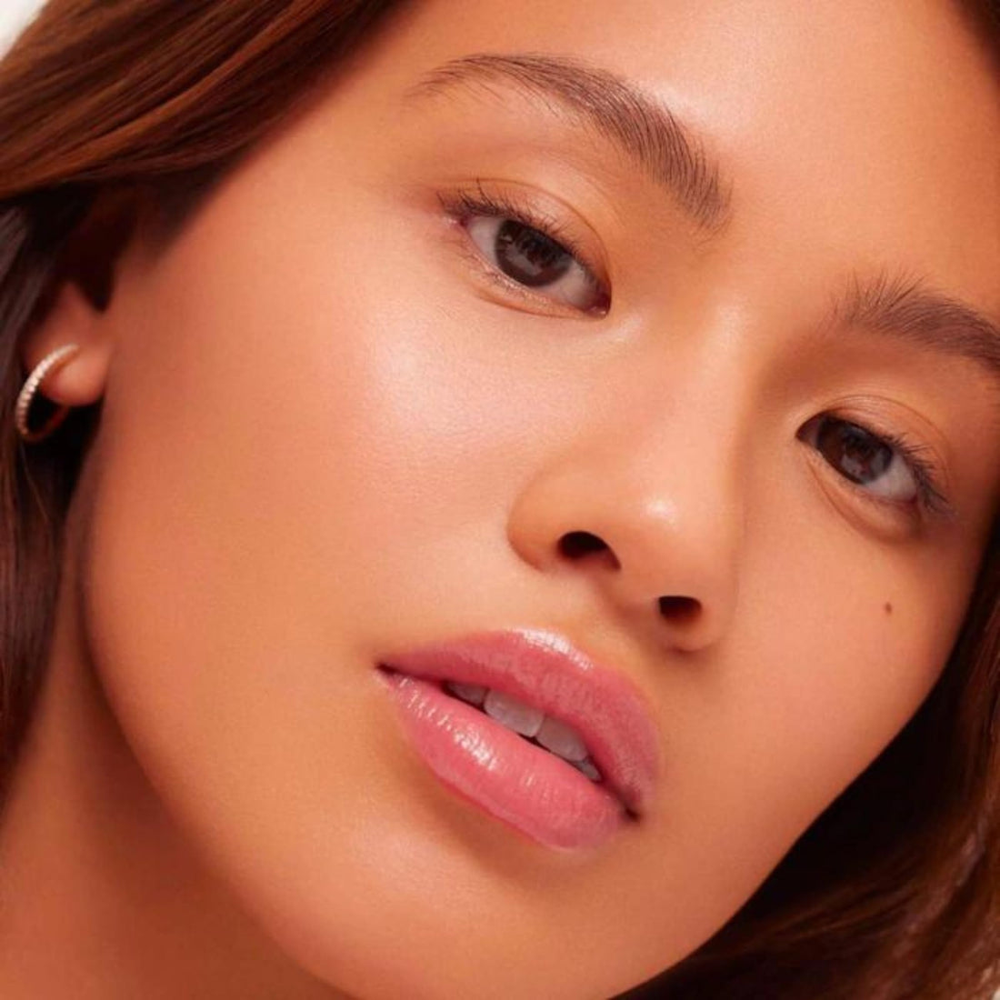 Summer Fridays Dream Lip Oil - Hydrating Tinted Lip Gloss Oil - Non-Sticky Formula with Skincare Benefits for Long-Lasting Softness + Shine - Effortless Beauty Gifts - Bare Sand (0.15 Oz)