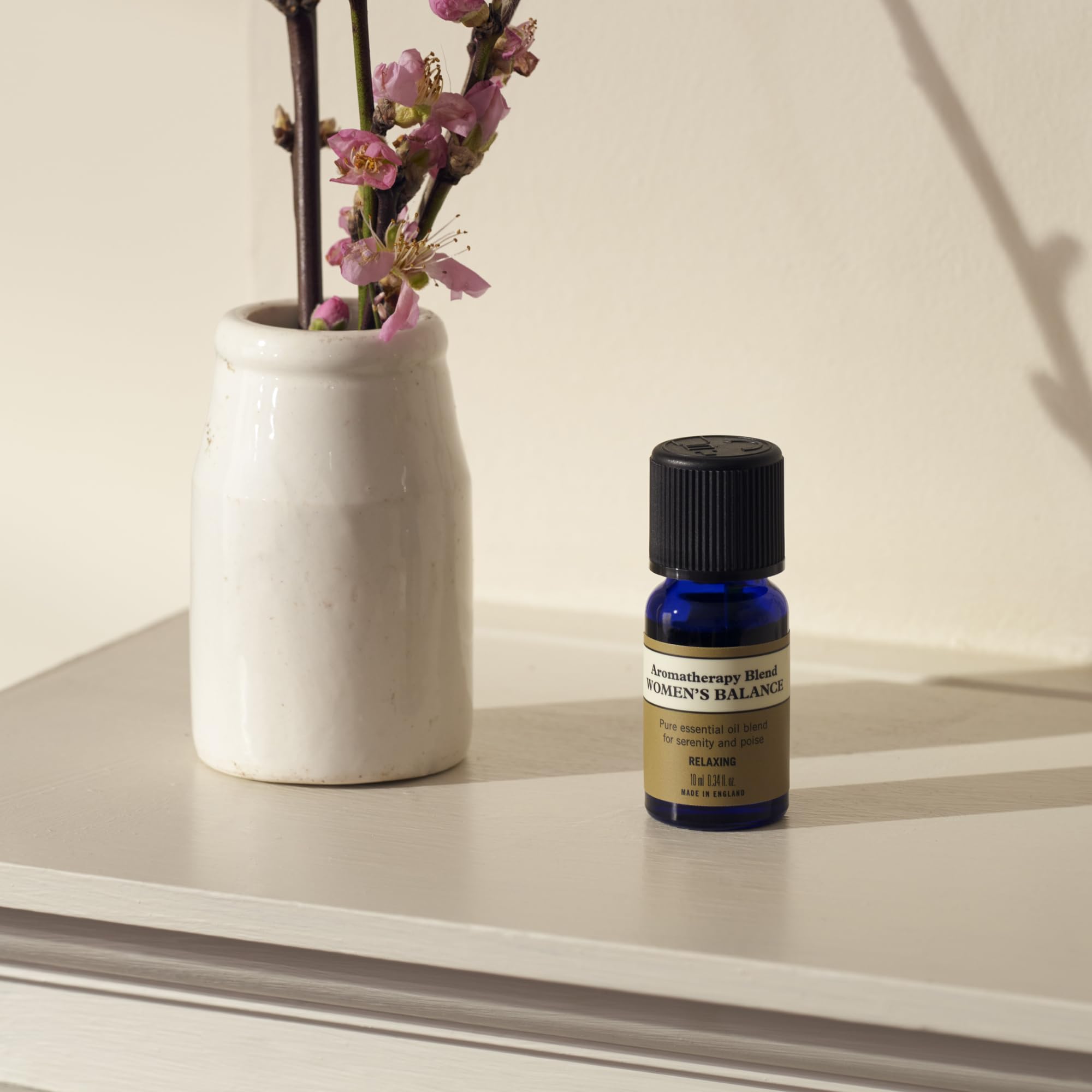 Neal’s Yard Remedies Organic Essential Oil | Relaxing Essential Oil | Certified Organic | 10ml