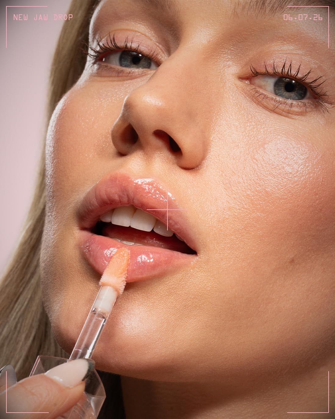 MCoBeauty Pout Gloss Ultra Shine Lip Gloss Lip Glaze - Shade Espresso Girl - Long-Wearing Sparkling Lip-Plumping Gloss with Sheer Tint & Light-Reflecting Shine - Wear Alone or Over Lipstick - 3.9ml Halalzen
