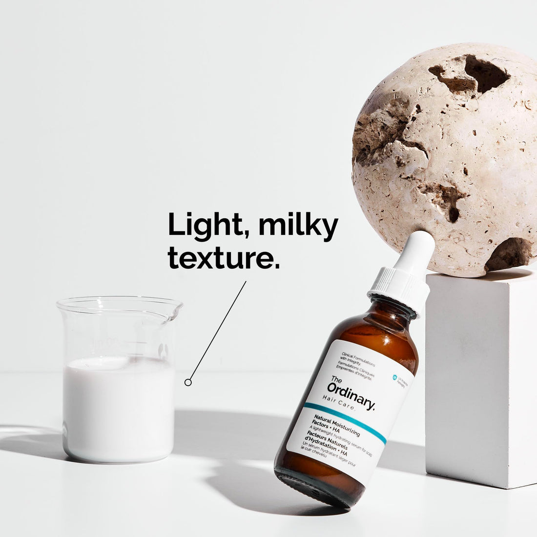 The Ordinary Haarpflege Natural Moisturizing Factors + Hyaluronic Acid, leichtes hydrierendes Kopfhautserum mit Hyaluronsäure und Squalan, 60 ml