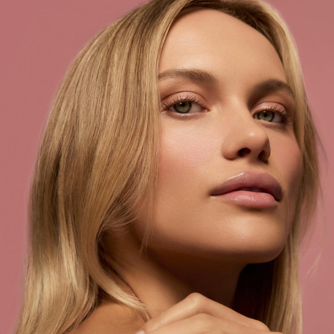 Summer Fridays Dream Lip Oil - Hydrating Tinted Lip Gloss Oil - Non-Sticky Formula with Skincare Benefits for Long-Lasting Softness + Shine - Effortless Beauty Gifts - Bare Sand (0.15 Oz)