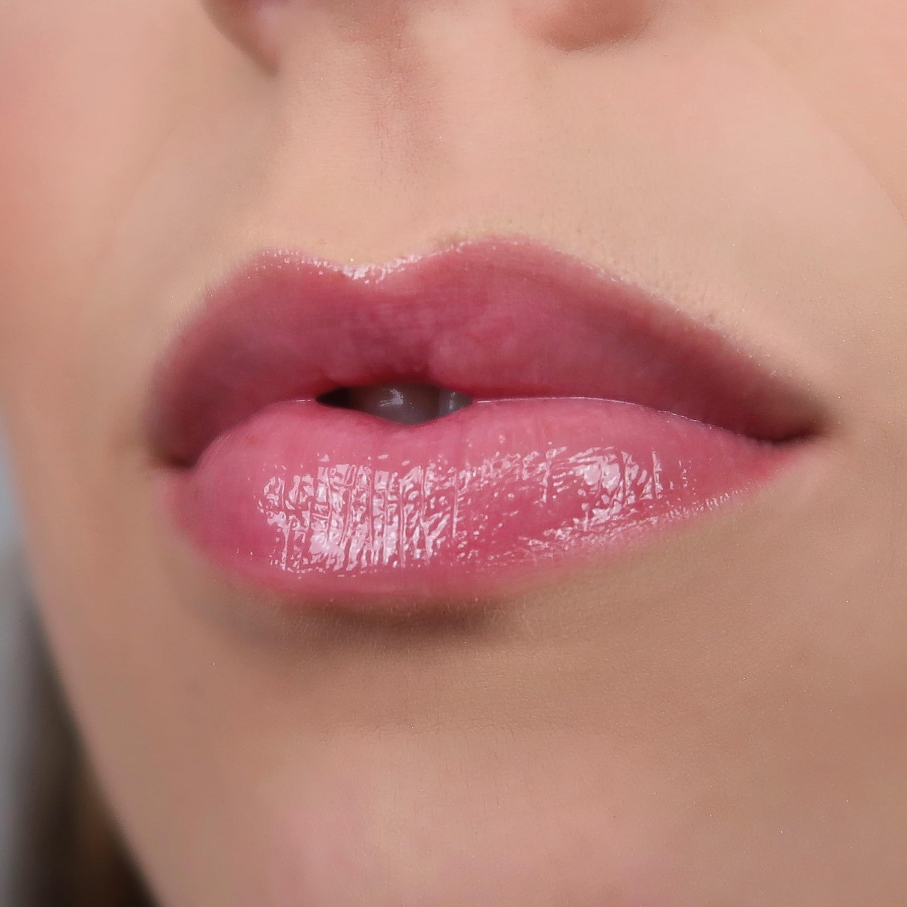 Sandstone Scandinavia Lipglace – Non-Sticky & Moisturizing Lip Gloss – Hypoallergenic, Vegan, Fragrance-Free & Allergy Certified (Pinky Promise) Halalzen