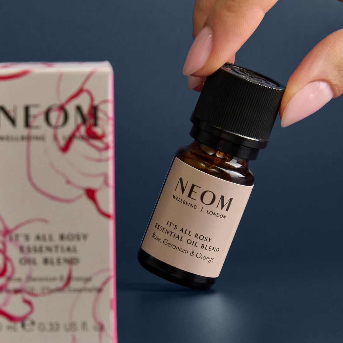 NEOM It's All Rosy Essential Oil Blend 10ml I Rose, Geranium and Orange I 100% Natural Blend of 11 Essential Oils I Up to 30 uses I Uplift Your Mood I Mother's Day Gift I Cruelty Free