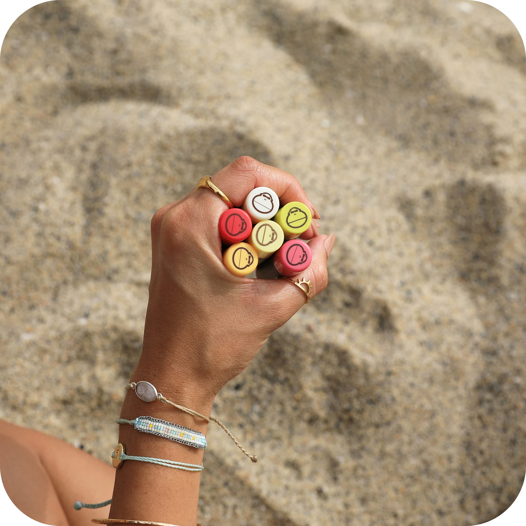 Sun Bum SPF 30 Pomegranate Sunscreen Lip Balm, Vegan and Cruelty Free Broad Spectrum UVA/UVB Lip Care, Made with Aloe and Vitamin E for Moisturised Lips, 4.25g Halalzen