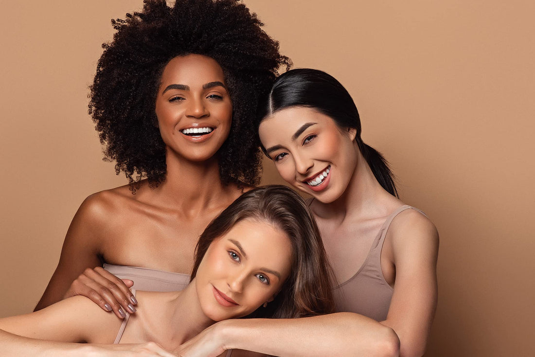PHOERA Foundation - Flawless Soft Matte Liquid Foundation with 24 HR Oil Control and Concealer, Full Coverage Makeup for a Smooth, Long-Lasting Look, Waterproof 30ml (102 Nude) Halalzen