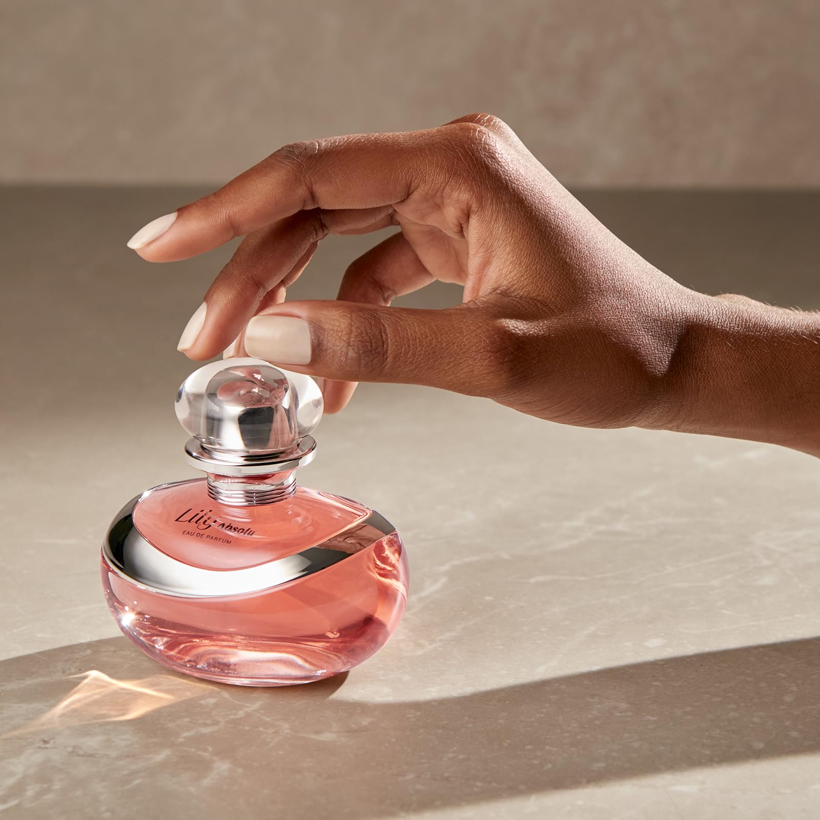 O Boticário Lily Eau de Parfum - Long Lasting Perfume for Women - 2.5 oz / 75 ml, Premium Brazilian Floral Fragrance with Lily & Jasmine Notes, Elegant Signature Scent, Women's Perfume Gift