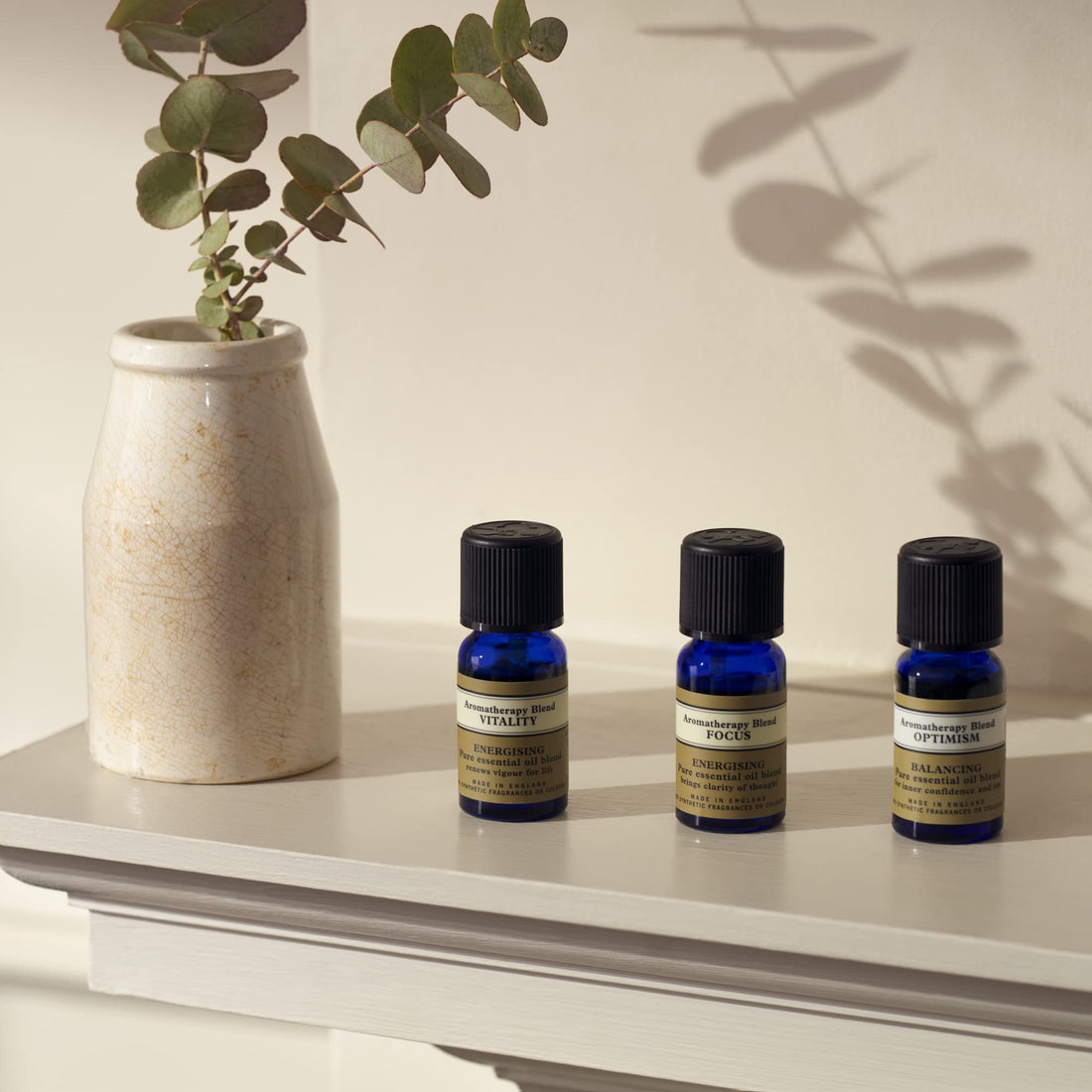 Neal’s Yard Remedies Organic Essential Oil | Relaxing Essential Oil | Certified Organic | 10ml