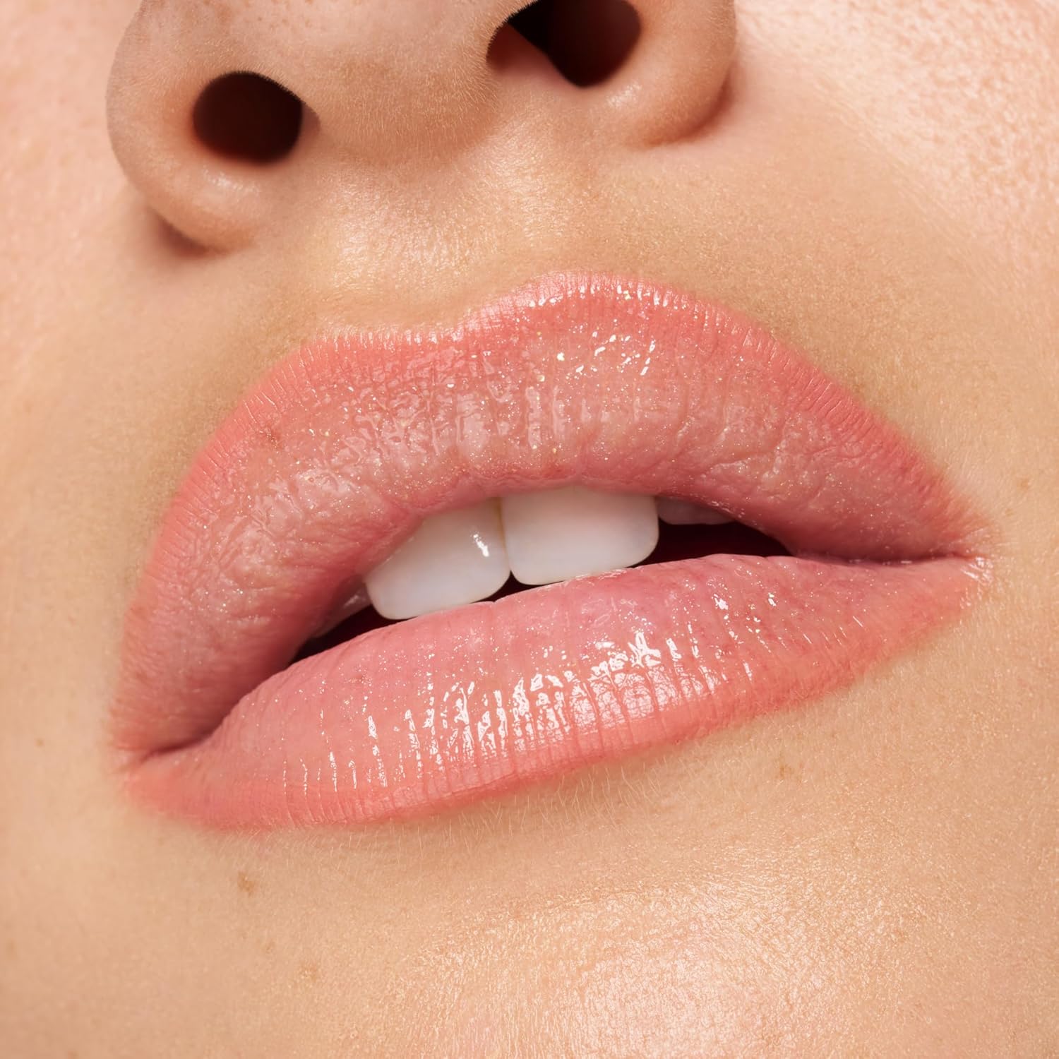 essence hydra kiss LIP OIL, moisturizing/hydrating, caring, with oils, shiny, dewy (4ml)