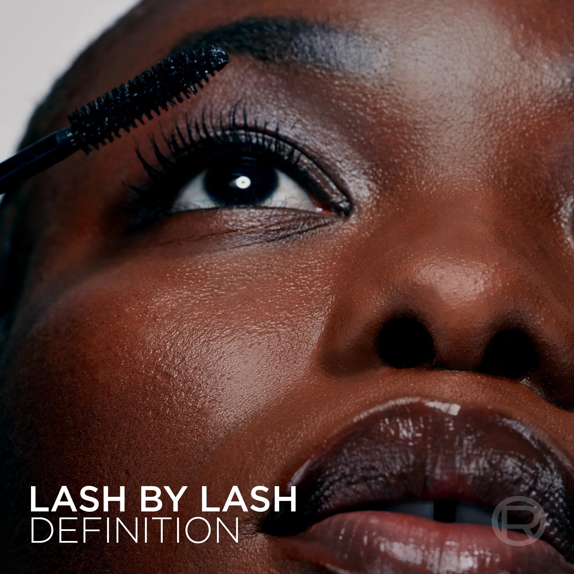 L'Oréal Paris Mascara, Telescopic Original Mascara to Achieve Dramatic Length & Definition, Up to +71% Lengthening Effect, Smudge-Resistant and Long-Wearing Formula for Up to 36H Wear, 8ml Halalzen