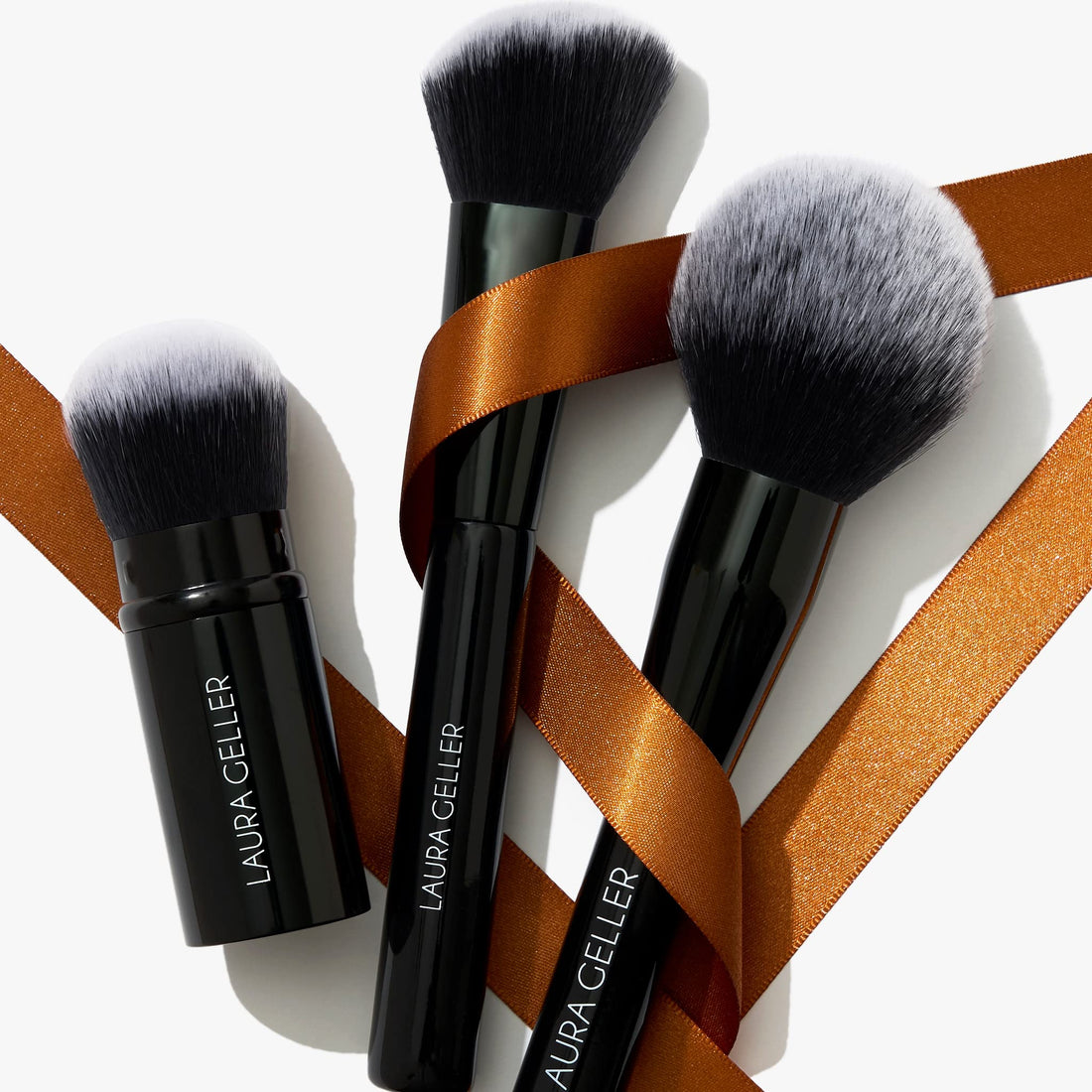 LAURA GELLER NEW YORK Retractable Black Kabuki Brush for Liquid, Cream and Powder Face Makeup With Aluminum Handle Halalzen