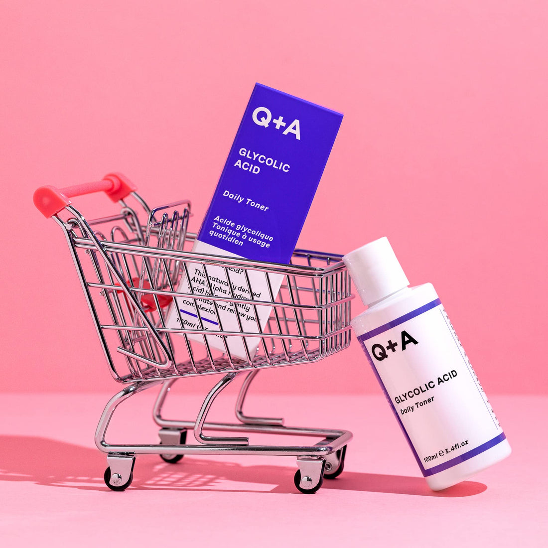 Q+A Niacinamide Daily Toner for Face (100ml), Pore Refining and Hydrating Face Toner with Hyaluronic Acid and Aloe Vera, Fragrance Free Skincare, Helps Calm Redness and Blemishes