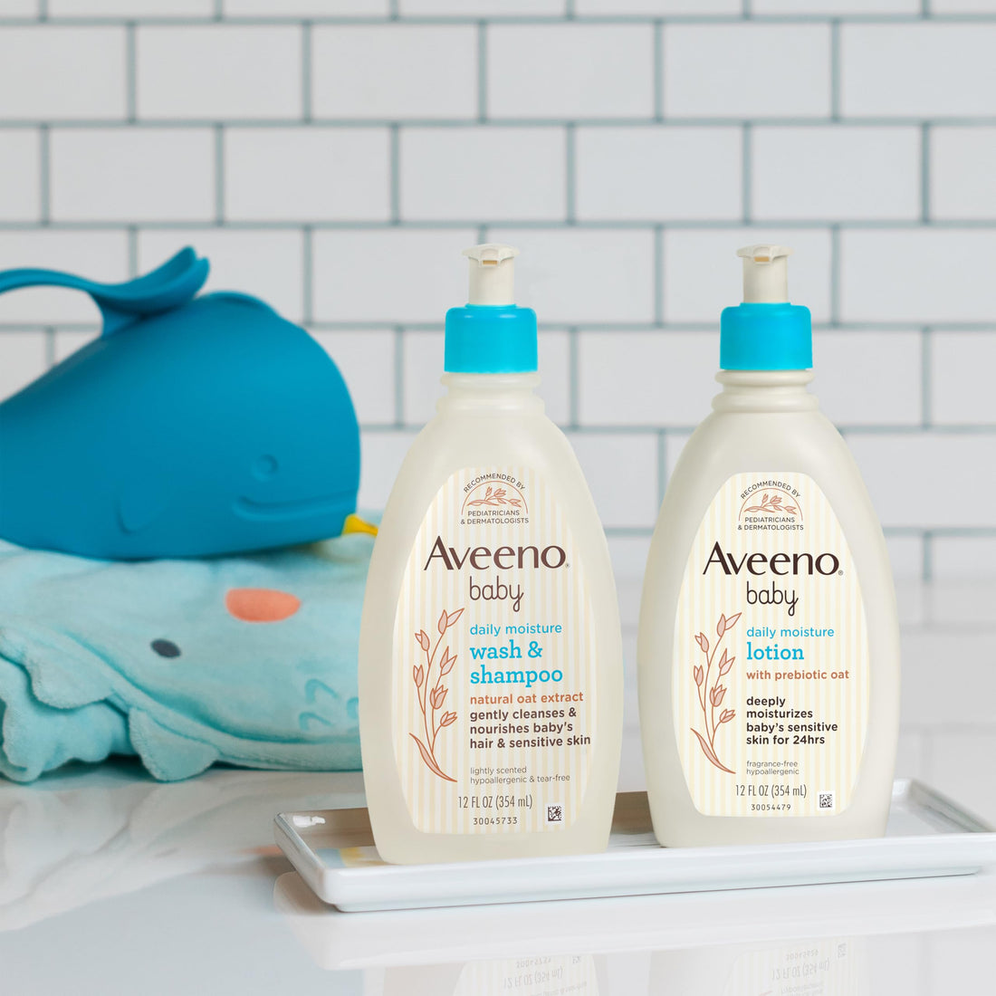 Aveeno Baby Daily Care Gift Set with Oat Extract & Prebiotic Oat, Contains Daily Moisturizing Body Lotion & Gentle 2-in-1 Baby Bath Wash & Shampoo, Hypoallergenic & Paraben-Free, Two Pack Halalzen