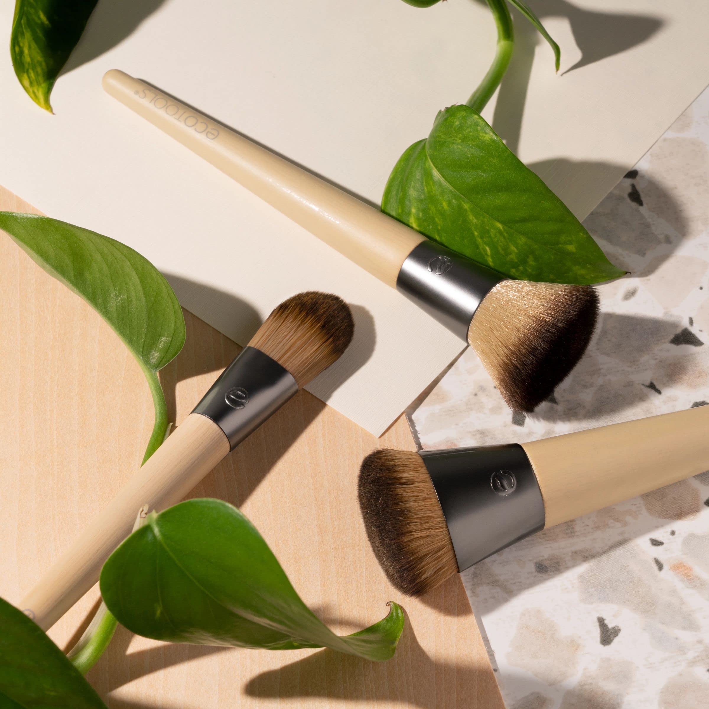 EcoTools Classic Foundation Face Brush, For Liquid, & Cream Foundation, Flat Foundation Brush For Natural Makeup, Buildable Coverage, Synthetic Bristles, Vegan & Cruelty- Free Halalzen