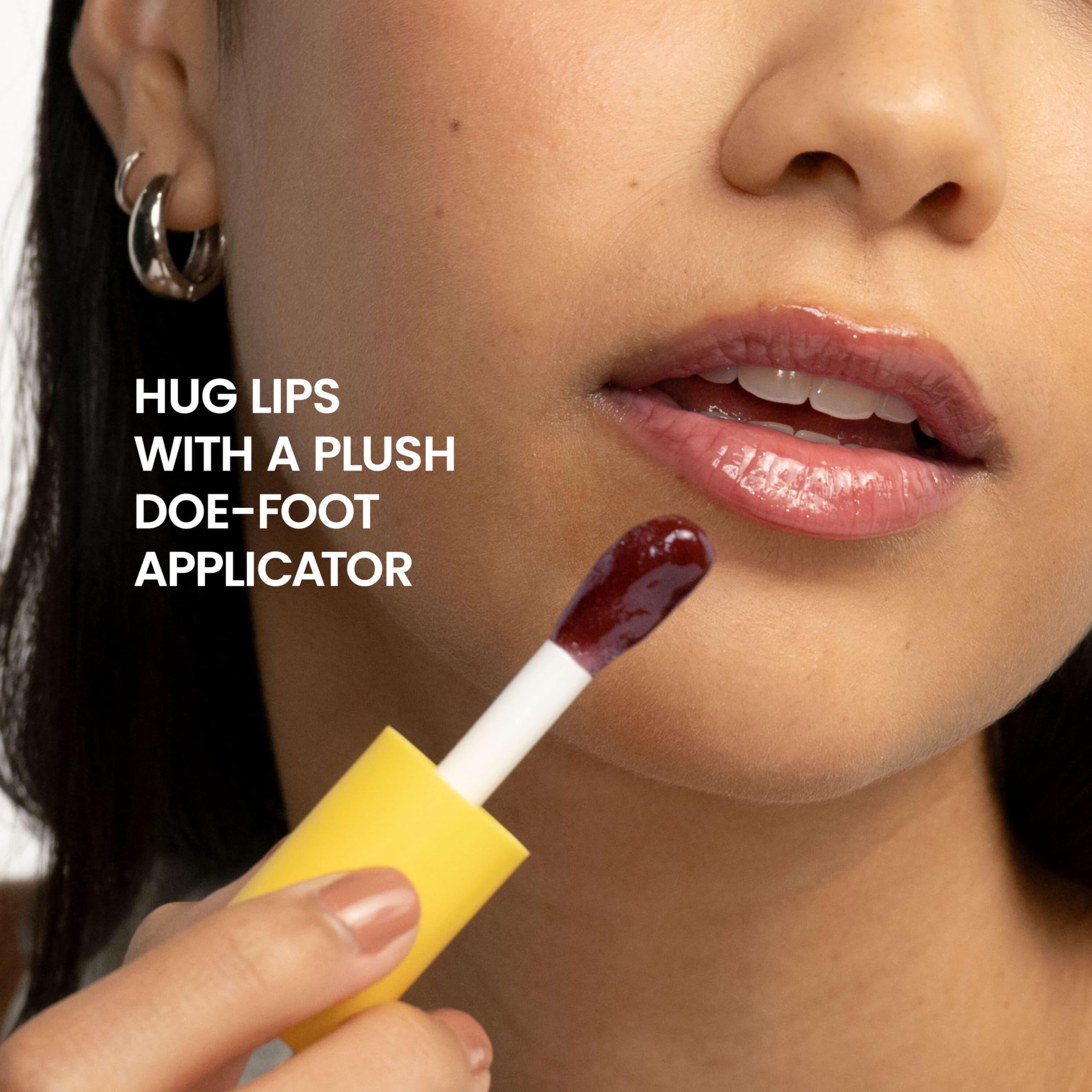 Burt's Bees Lip Oil Clear Day, Instant Hydration, Nourishes and Softens Lips, Tint Free, High Shine Finish, Responsibly Sourced Jojoba Oil, Non Sticky, Wand Applicator, 0.15 Ounce Halalzen
