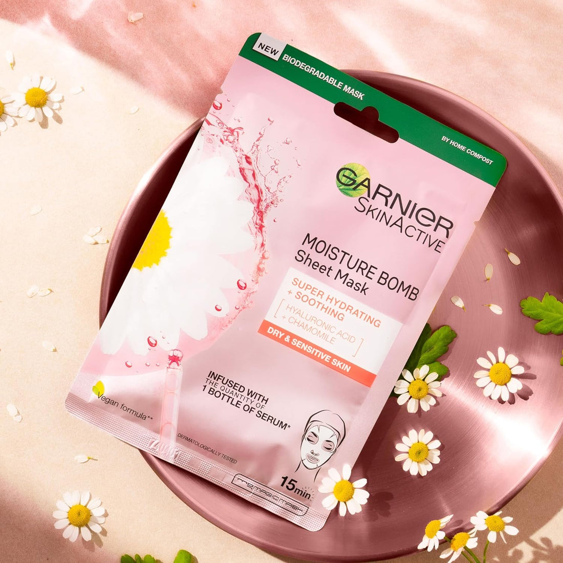 Garnier Moisture Bomb Chamomile and Hyaluronic Acid Sheet Face Mask, Hydrating & Soothing Face Sheet Mask, For Sensitive Skin, Cruelty Free &Vegan Tissue Mask, 28g