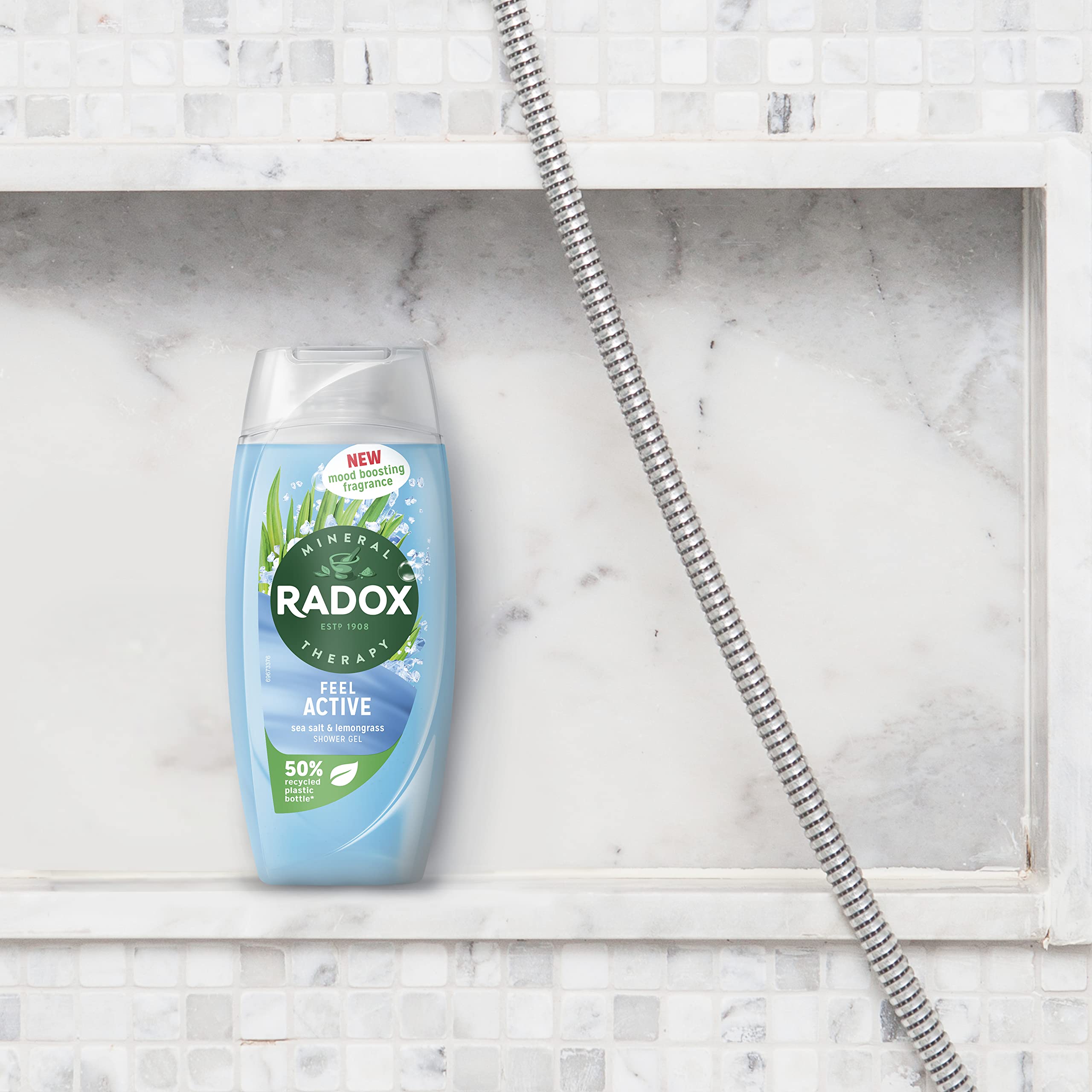 Radox Mineral Therapy Feel Active shower gel with a sea salt & lemongrass fragrance body wash for a refreshing experience 225 ml