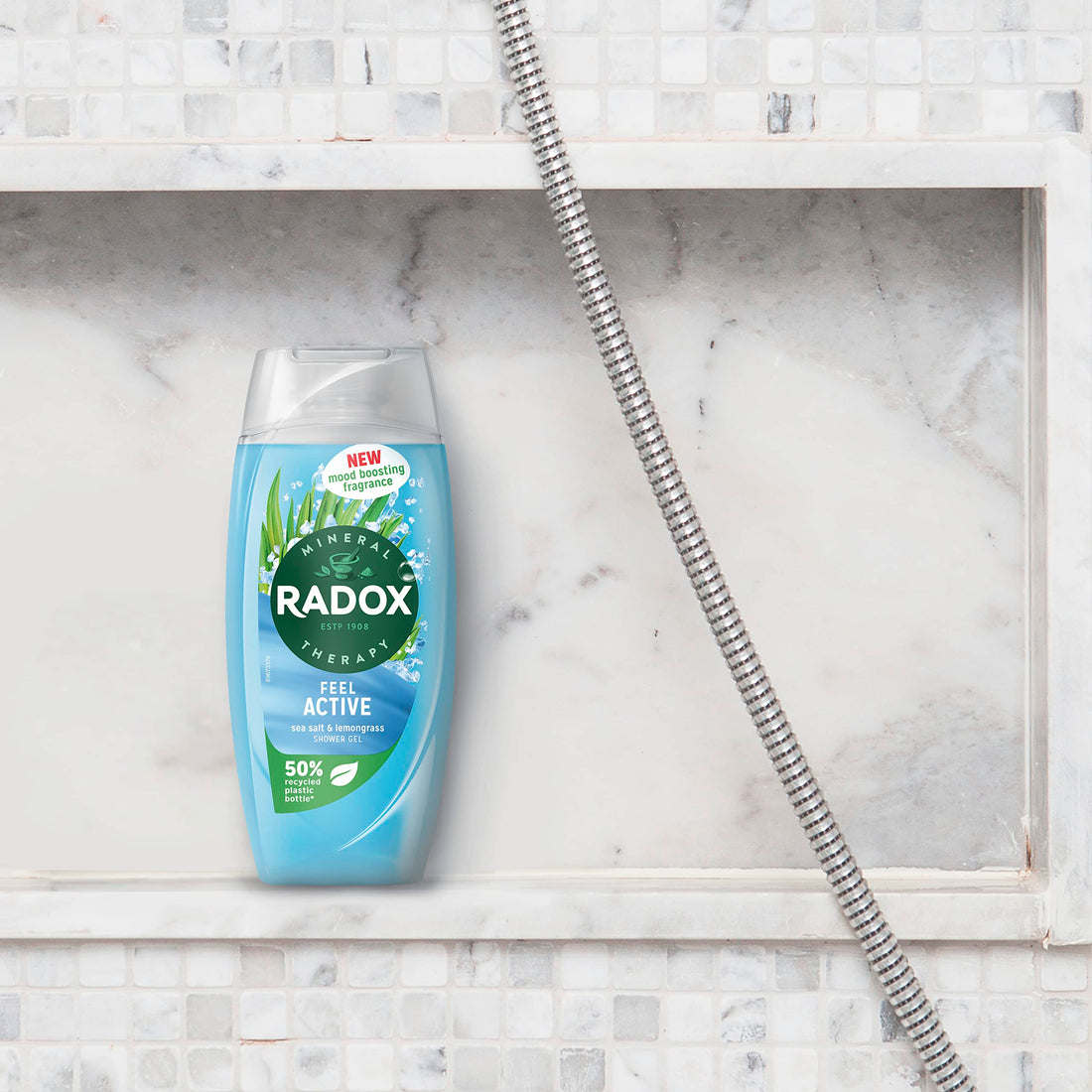 Radox Mineral Therapy Feel Active shower gel with a sea salt & lemongrass fragrance body wash for a refreshing experience 225 ml