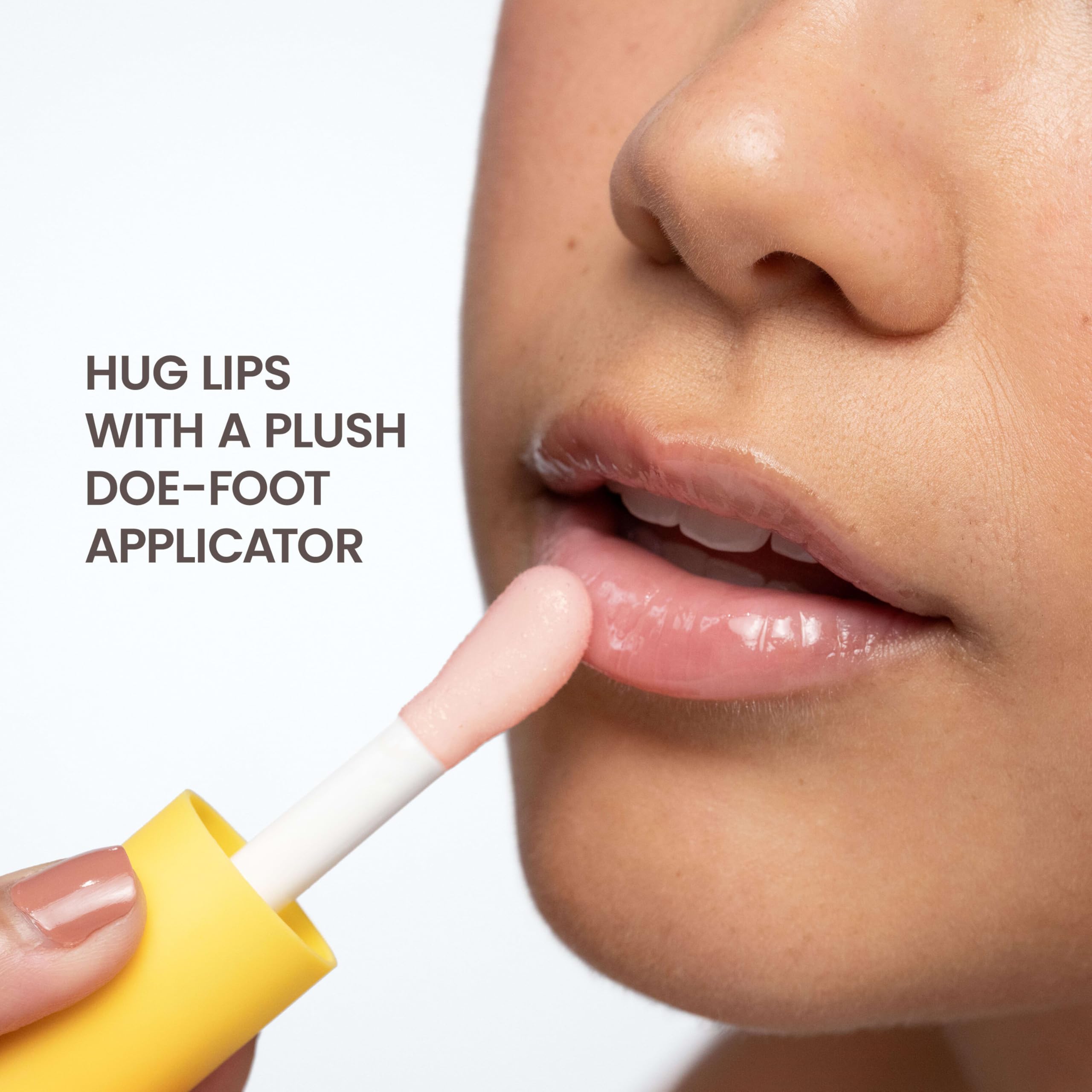 Burt's Bees Lip Oil Clear Day, Instant Hydration, Nourishes and Softens Lips, Tint Free, High Shine Finish, Responsibly Sourced Jojoba Oil, Non Sticky, Wand Applicator, 0.15 Ounce Halalzen