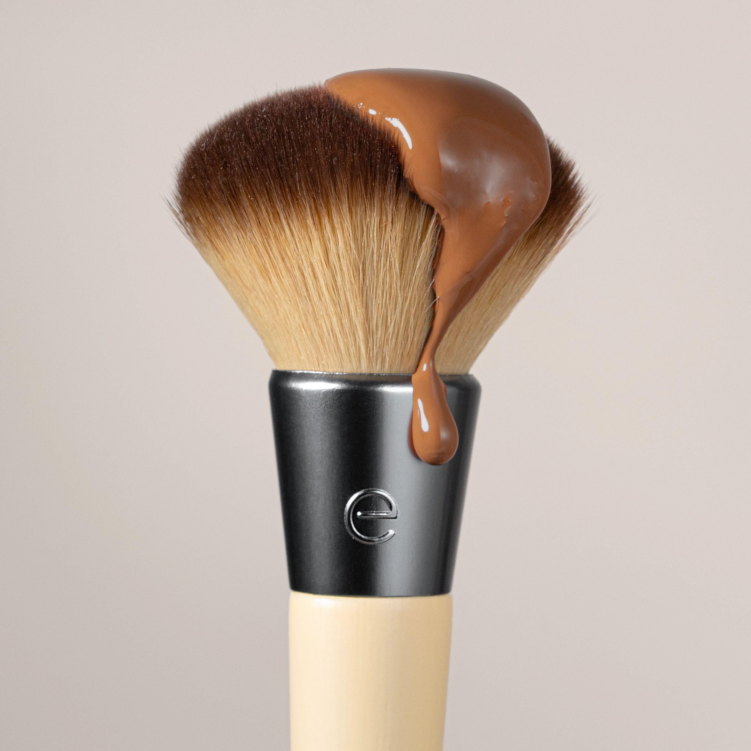 EcoTools Classic Foundation Face Brush, For Liquid, & Cream Foundation, Flat Foundation Brush For Natural Makeup, Buildable Coverage, Synthetic Bristles, Vegan & Cruelty- Free Halalzen