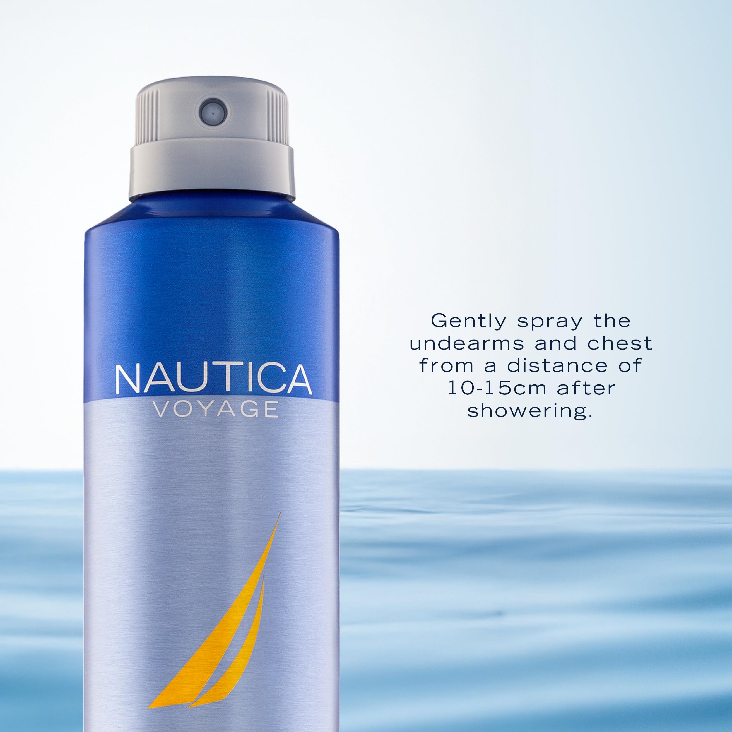 Nautica Voyage Eau De Toilette, Cologne et Parfum Pour Homme, Senteur Fraîche, Romantique, Fruitée avec des Notes Boisées et Aquatiques de Pomme, Lotus d'eau, Bois de Cèdre et Musc Idéal pour un Usage Quotidien, Longue Tenue 98 ml