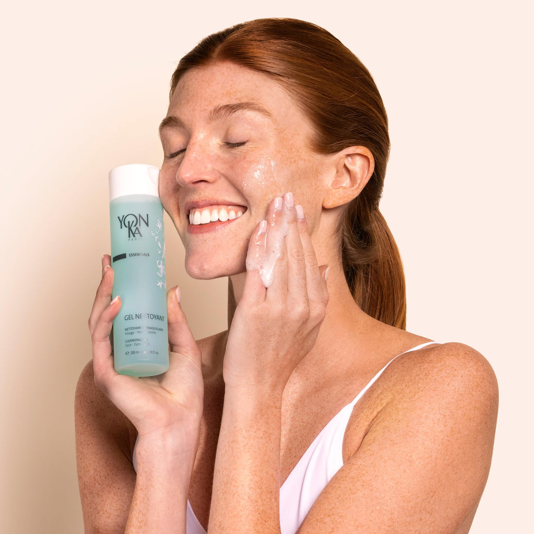 Yonka Gel Cleanser | Gentle Foaming Face Wash & Makeup Remover | Cleanses Pores and Balances Skins pH with Red Algae & Amino Acids | For Acne Prone & Oily Skin | Paraben-Free