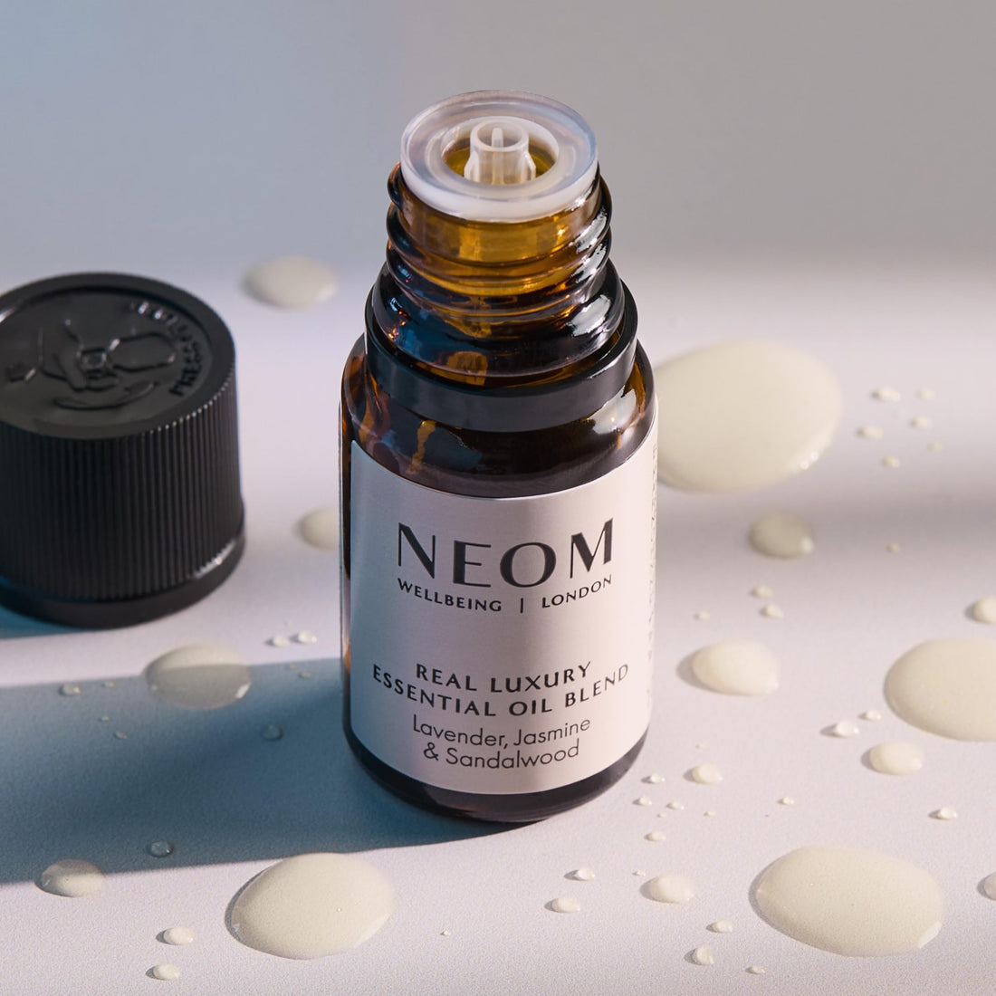 NEOM - Real Luxury Essential Oil Blend, 10ml | Lavender, Jasmine & Sandalwood | Scent to De-Stress Range