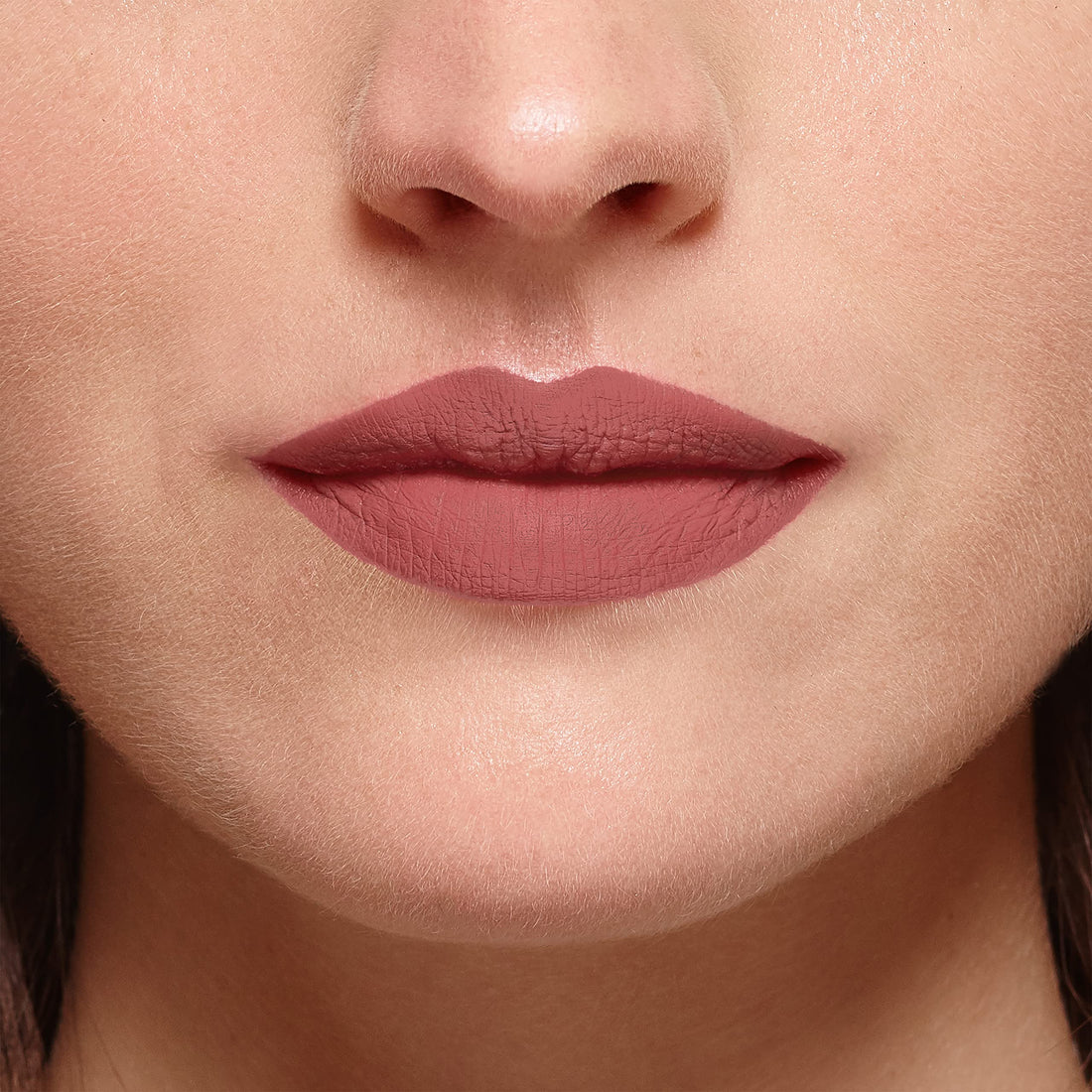 L'Oreal Paris Color Riche Intense Volume Matte Lipstick, Moisturising Matte Powder Finish, 16h long-wear, With Hyaluronic Acid, 187 Fuchsia Libre Halalzen