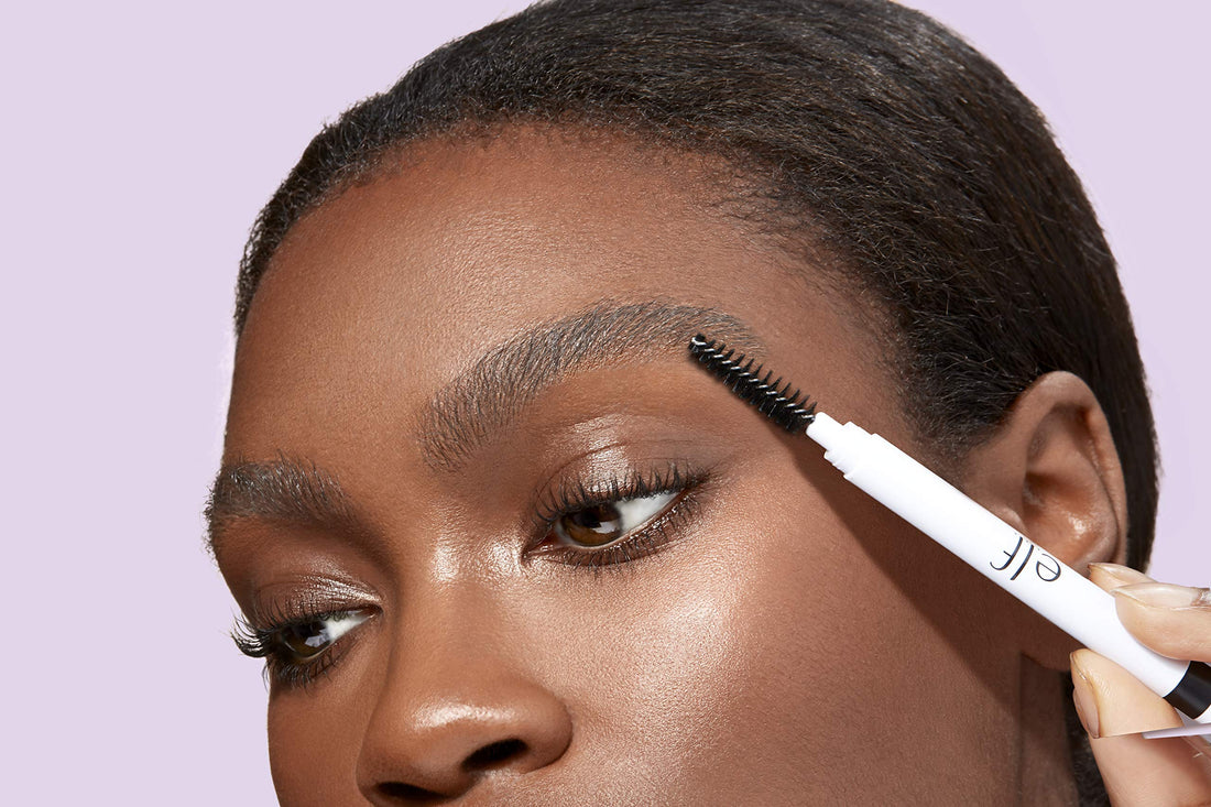 e.l.f. Instant Lift Brow Pencil, Dual-Sided, Precise, Fine Tip, Shapes, Defines, Fills Brows, Contours, Combs, Tames, Natural Brown, 0.18 g (Pack of 1)