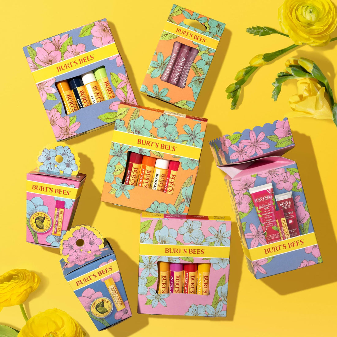 Burt's Bees Lip Balm Gift Set, Beeswax, Strawberry, Tropical Pineapple, Dragonfruit Lemon, In Full Bloom, 4x4.25g Halalzen