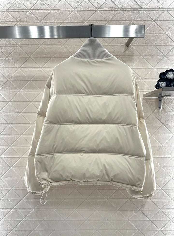 2025 höst och vinter ny högklassig skräddarsydd varm damjacka med ståkrage och nedfyllning, kragkant i stickad ribbstickning