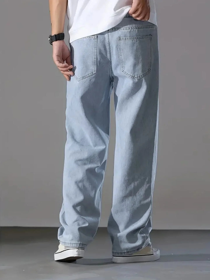 Men's Straight Leg Jeans, Mid Weight Cotton Construction, Reinforced Pocket Technology, Transitional Style for Business and Outd