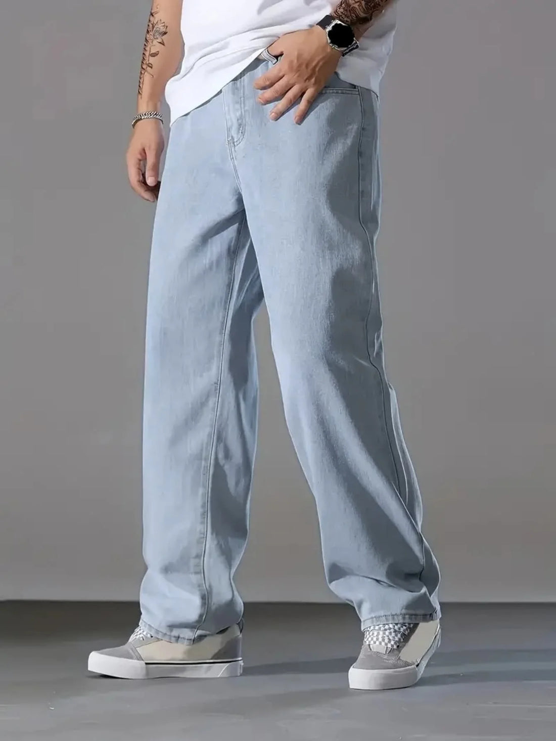 Men's Straight Leg Jeans, Mid Weight Cotton Construction, Reinforced Pocket Technology, Transitional Style for Business and Outd